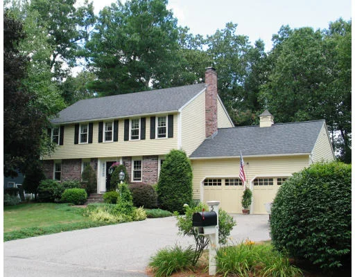 Unit for sale at 5 Blackberry Lane, Andover, MA 01810