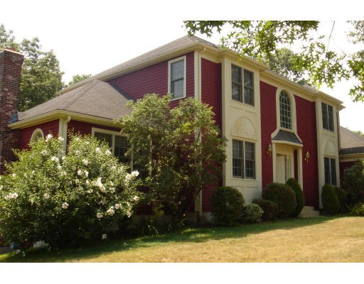 Unit for sale at 34 Heritage Ave, Ashland, MA 01721