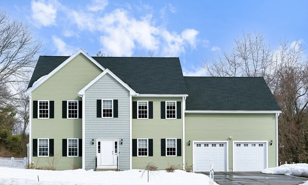 Unit for sale at 86 School Street, Chelmsford, MA 01824