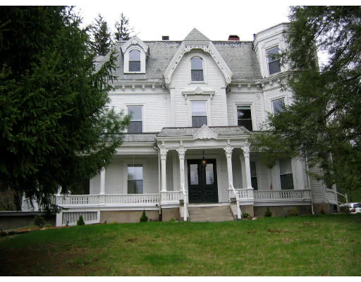Unit for sale at 143 Main Street, Upton, MA 01568