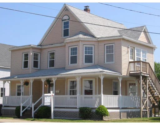 Unit for sale at 826 Nantasket Ave, Hull, MA 02045