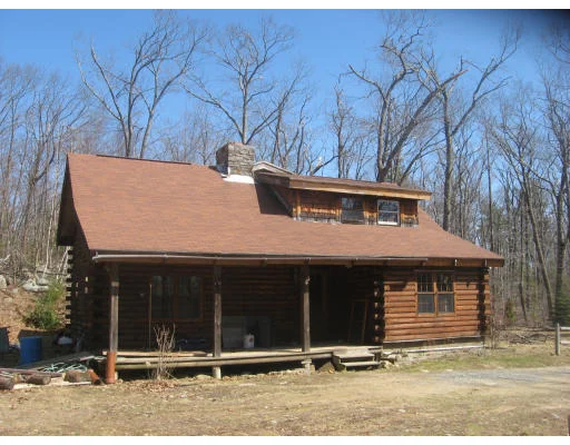 Unit for sale at 40 Adams Rd, Hubbardston, MA 01452