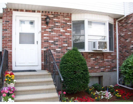 Unit for sale at Ten Eagan Place, Peabody, MA 01960