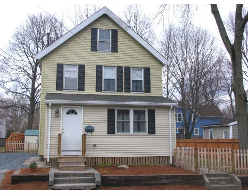 Unit for sale at 44 Waushakum St, Framingham, MA 01702