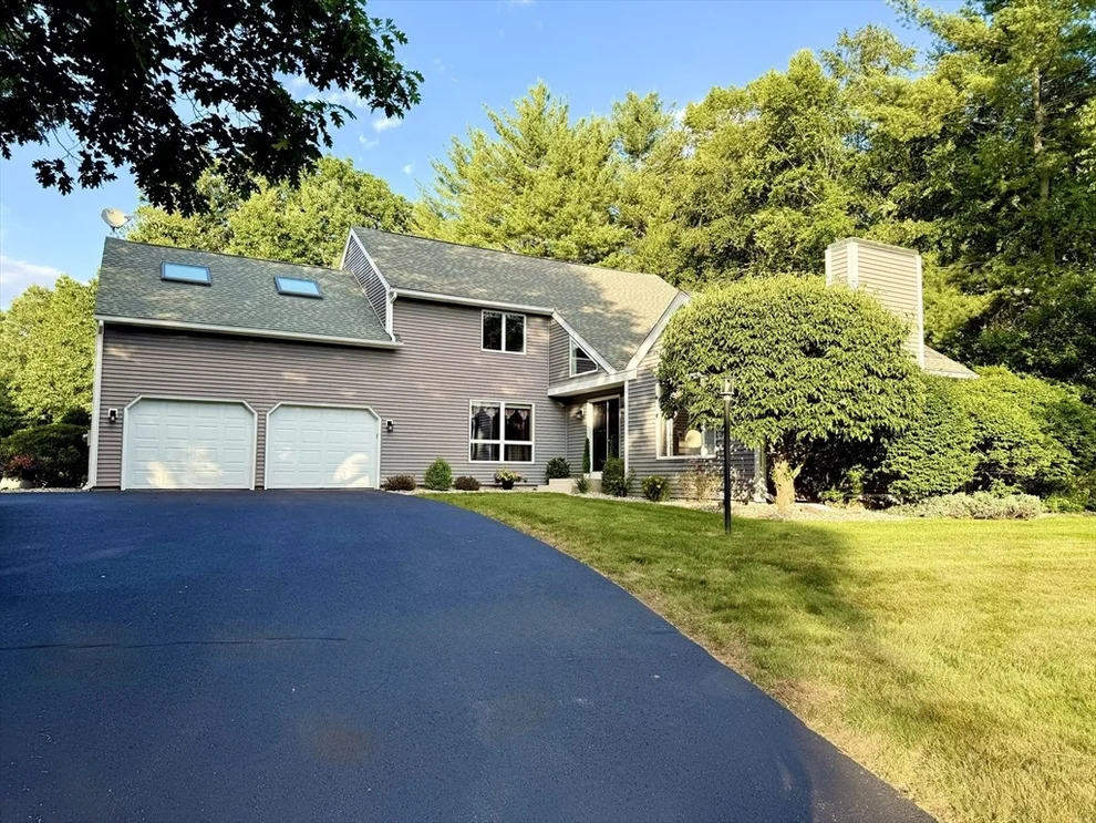 Unit for sale at 146 Millbrook Dr, East Longmeadow, MA 01028