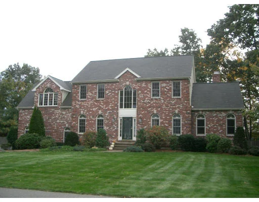 Unit for sale at 1 Rockwell Dr, Shrewsbury, MA 01545