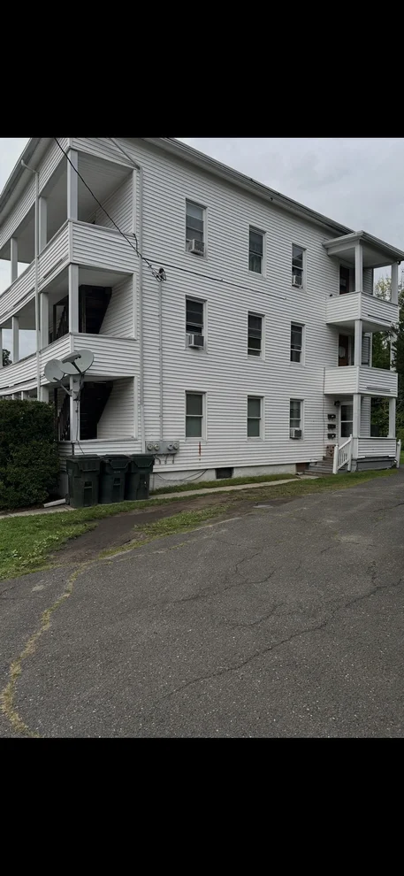 Unit for sale at 47 Lincoln St, Webster, MA 01570
