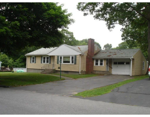 Unit for sale at 108 Epworth St, Worcester, MA 01610