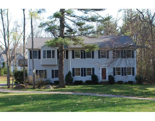Unit for sale at 549 Marshall Street, Paxton, MA 01612