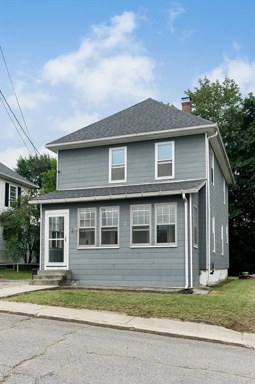 Unit for sale at 4 Worcester St, Clinton, MA 01510