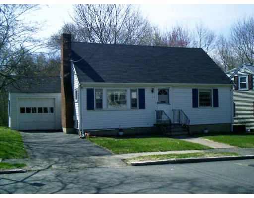 Unit for sale at 9 Hayes Road, Salem, MA 01970