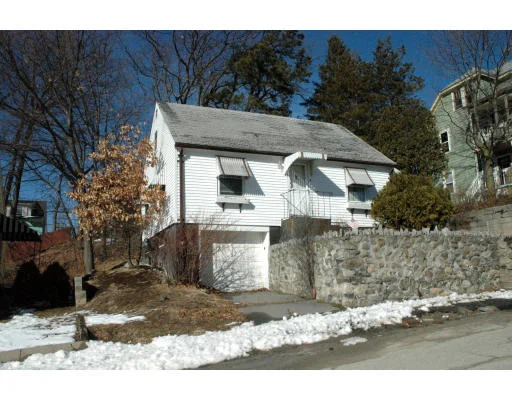 Unit for sale at 3 Laurel Ave, Methuen, MA 01844