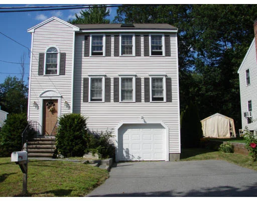 Unit for sale at 195 Hilltop Rd, Dracut, MA 01826