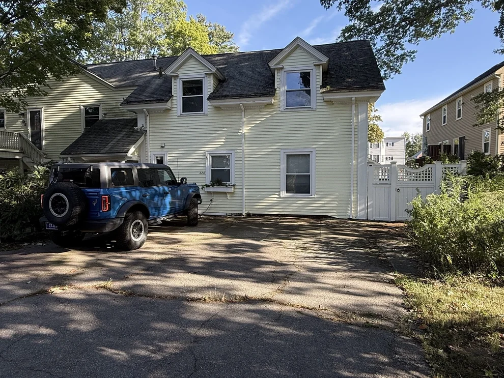 Unit for sale at 226 County St, Attleboro, MA 02703