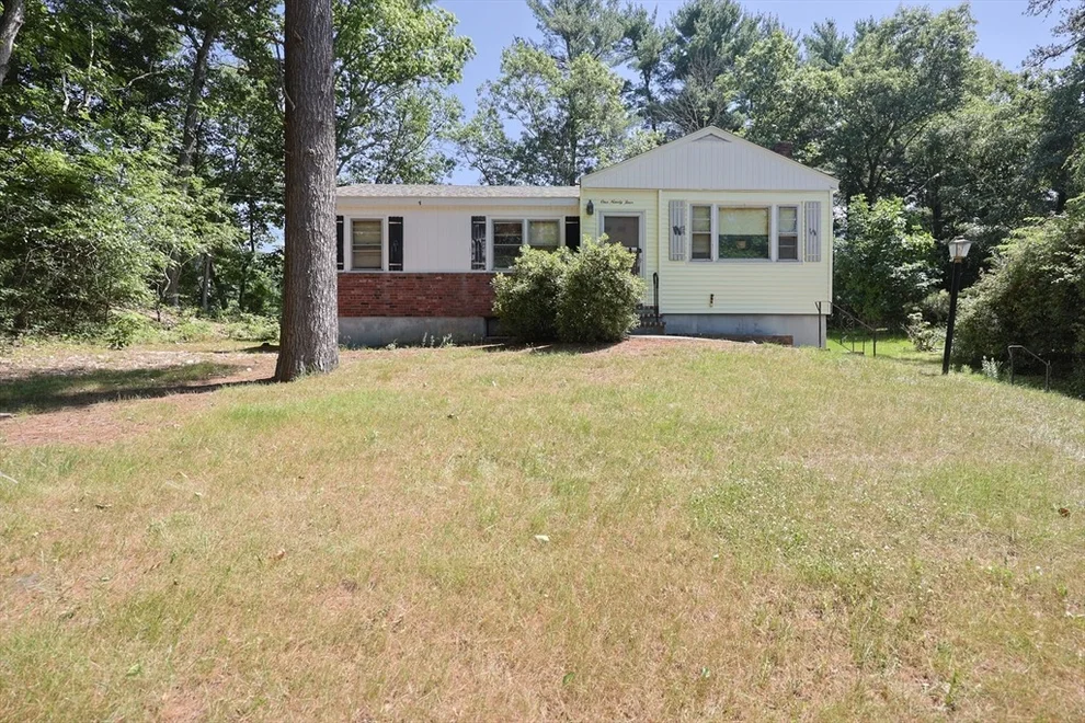Unit for sale at 194 Indian Ln, Canton, MA 02021