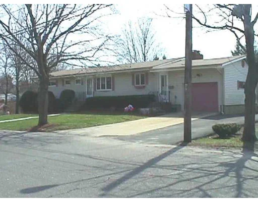 Unit for sale at 17 Zito Drive, Saugus, MA 01906