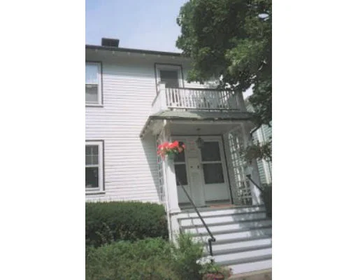 Unit for sale at 3 Maple Ave, Cambridge, MA 02139