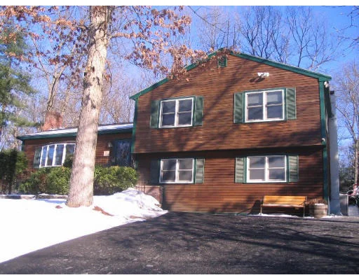 Unit for sale at 16 Pomeroy Rd, North Reading, MA 01864