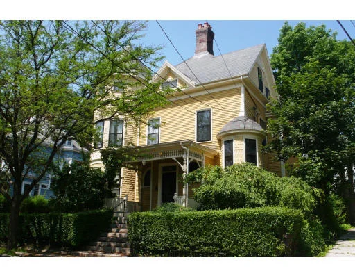 Unit for sale at 40 Dartmouth Street, Somerville, MA 02145