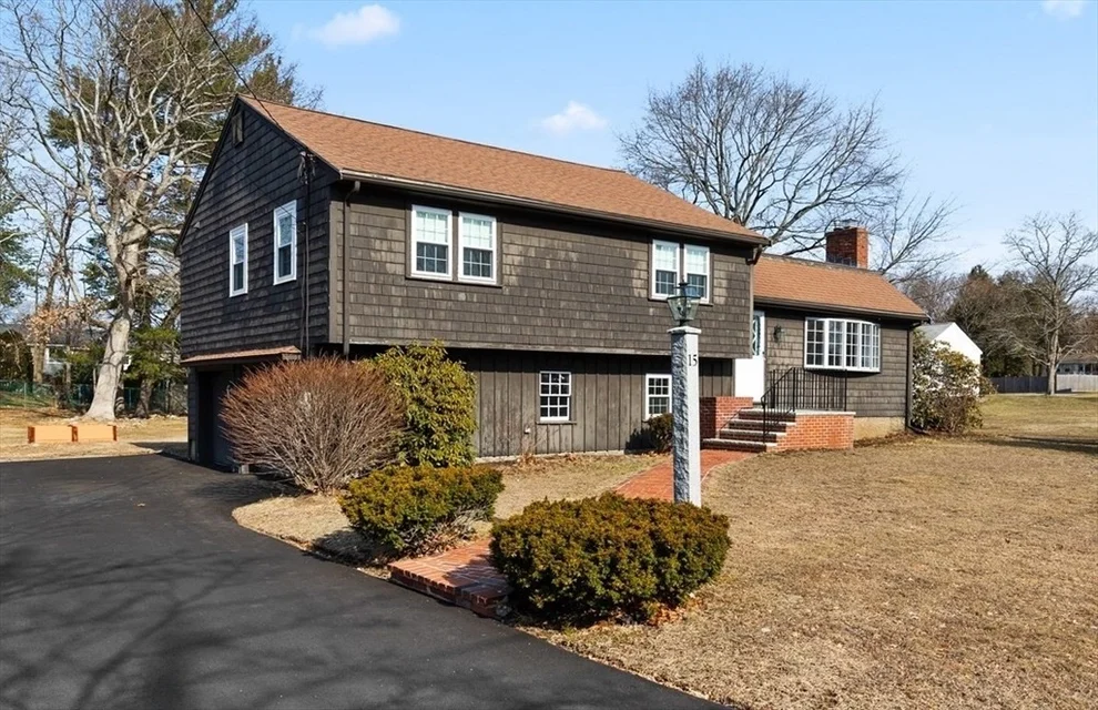 Unit for sale at 15 Glandore Rd, Westwood, MA 02090