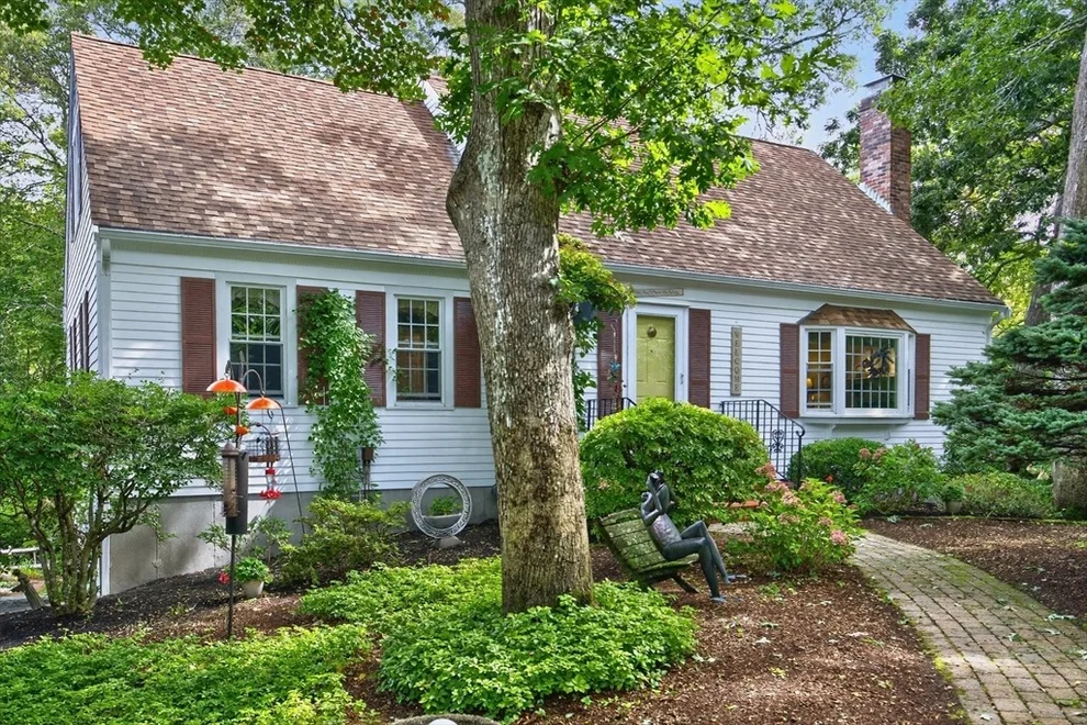 Unit for sale at 8 Rowley Lane, Yarmouth, MA 02675