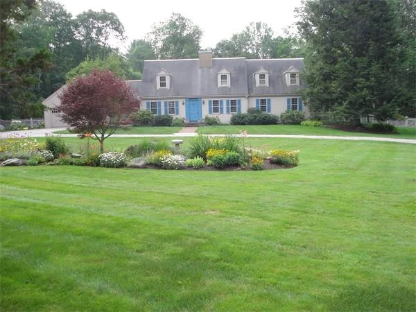 Unit for sale at 47 Washington St, Sherborn, MA 01770