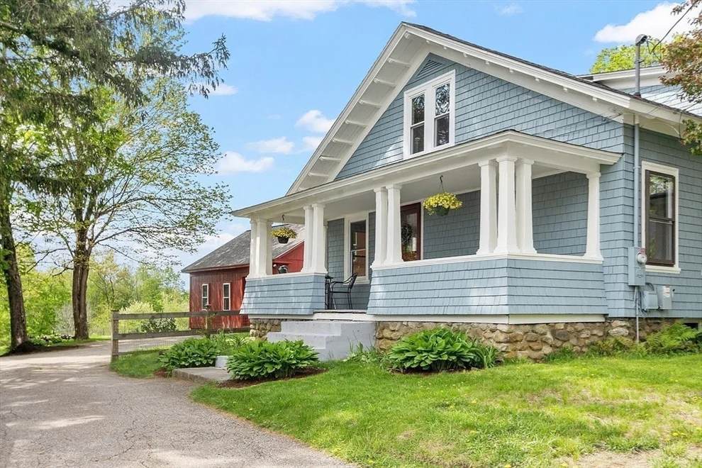Unit for sale at 49 Maple St, Oakham, MA 01068