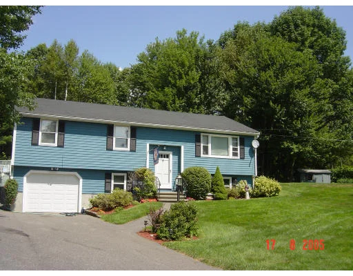 Unit for sale at 62 Ayers Village Road, Methuen, MA 01844