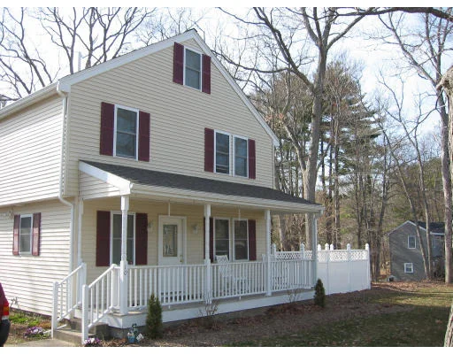 Unit for sale at 10 Gordon Road, North Reading, MA 01864