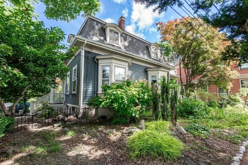 Unit for sale at 69A Walker Street, Cambridge, MA 02138