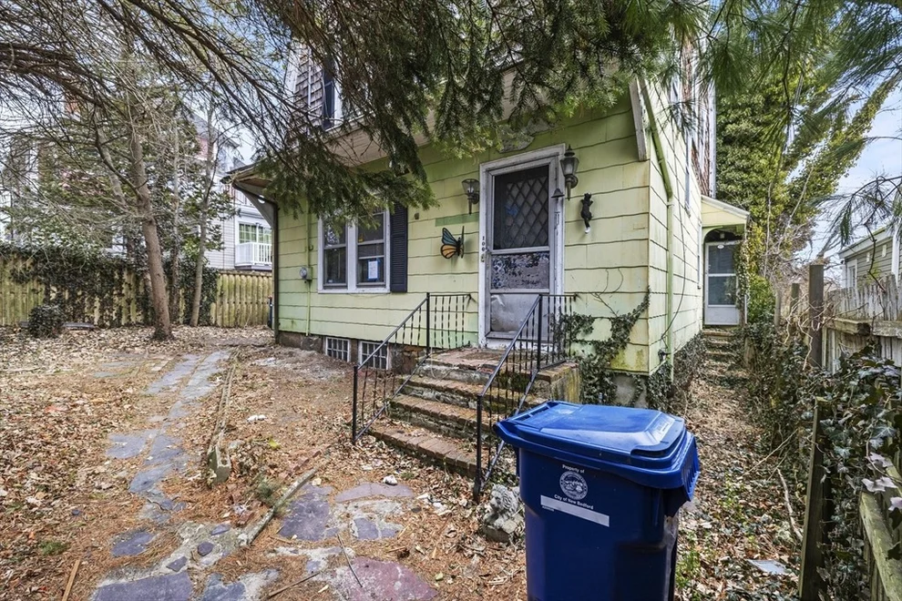 Unit for sale at 106 7th St, New Bedford, MA 02740