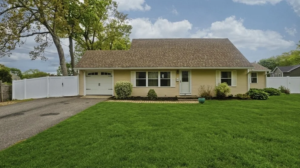 Unit for sale at 22 Audley Rd, Springfield, MA 01118