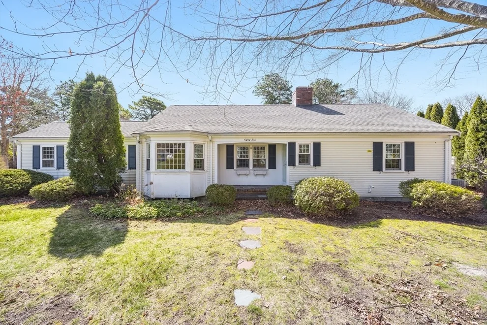 Unit for sale at 84 Curve Hill Rd, Yarmouth, MA 02664