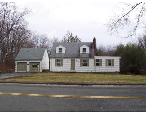 Unit for sale at 151 Main St, Lynnfield, MA 01940