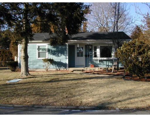 Unit for sale at 52 Ivy Road, New Bedford, MA 02745