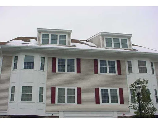 Unit for sale at 4 C Forge Pond Road, Canton, MA 02021
