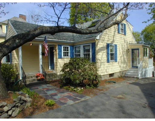 Unit for sale at 25 Cliff Street, Arlington, MA 02476
