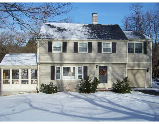 Unit for sale at 231 High St, Winchester, MA 01890