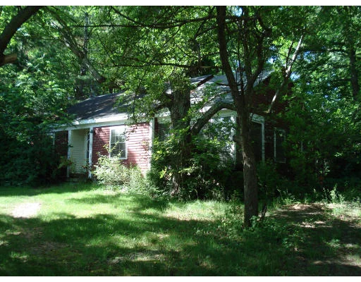 Unit for sale at 189 Forbush Mill Rd, Bolton, MA 01740