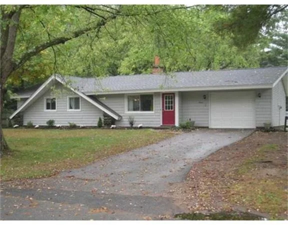 Unit for sale at 11 Howard Rd, Chelmsford, MA 01824