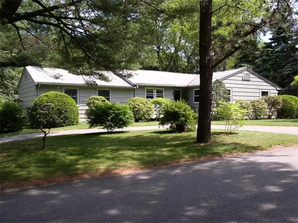 Unit for sale at 8 Mayflower Street, Kingston, MA 02364
