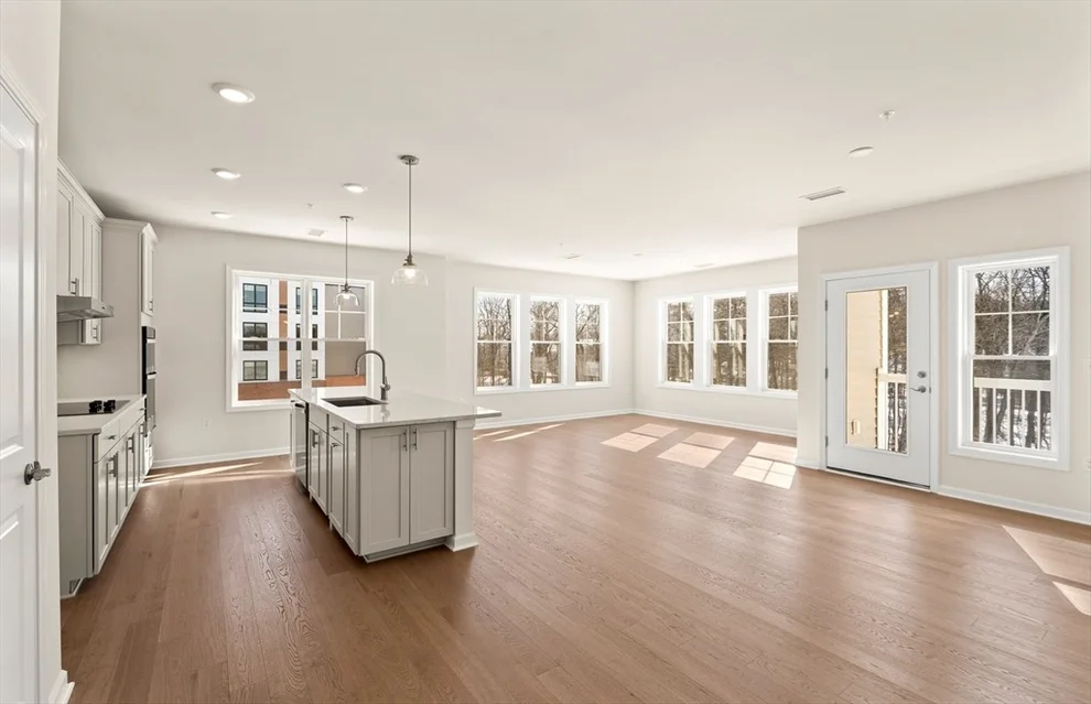 Unit for sale at 6 Stratton Drive, Woburn, MA 01801