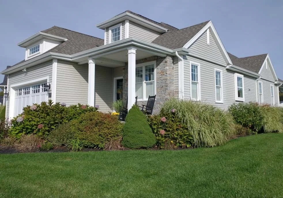 Unit for sale at 5 Ava Ln, Rehoboth, MA 02769