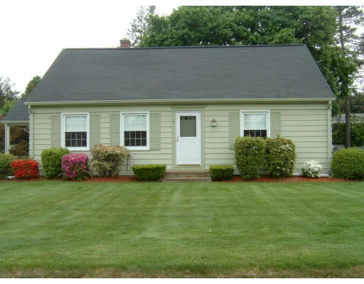 Unit for sale at 17 Oak Hill Avenue, Agawam, MA 01001