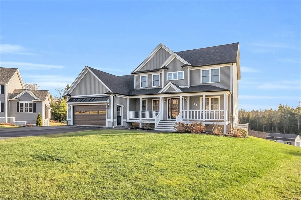 Unit for sale at 21 Lighthouse Lane, Westminster, MA 01473