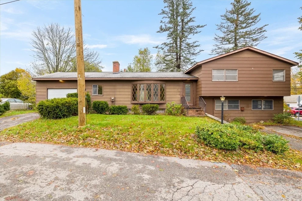 Unit for sale at 2 Dustin St, Spencer, MA 01562