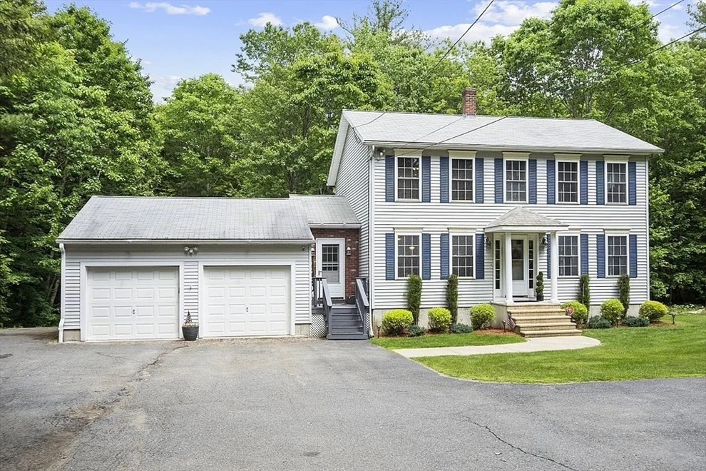 Unit for sale at 112 Baldwinville State Rd, Winchendon, MA 01475