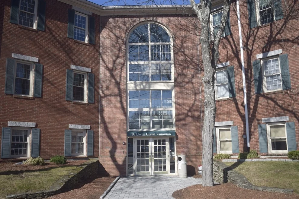 Unit for sale at 3 Baldwin Green Cmn, Woburn, MA 01801