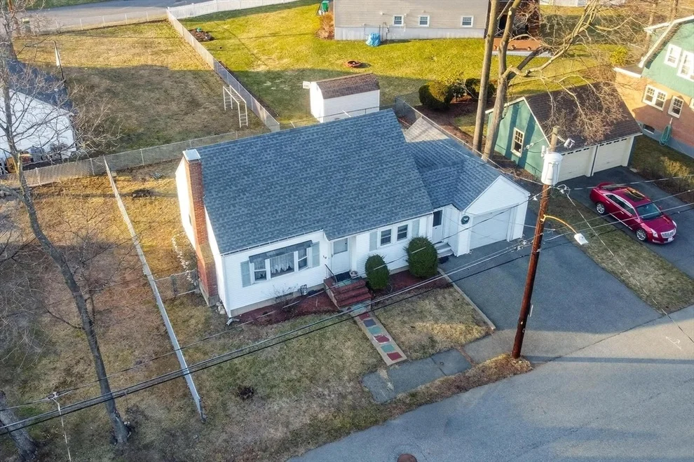 Unit for sale at 18 Montvale Rd, Woburn, MA 01801