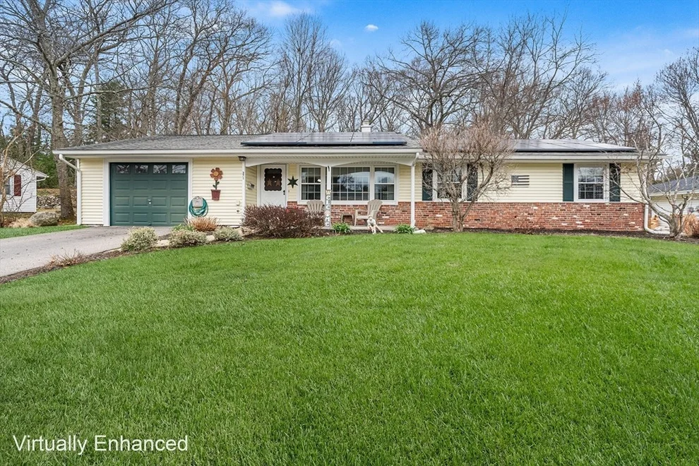 Unit for sale at 271 Shirley Dr, Bellingham, MA 02019